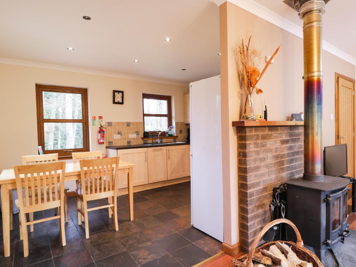 Fersit Log Cottage Roybridge Kültér fotó